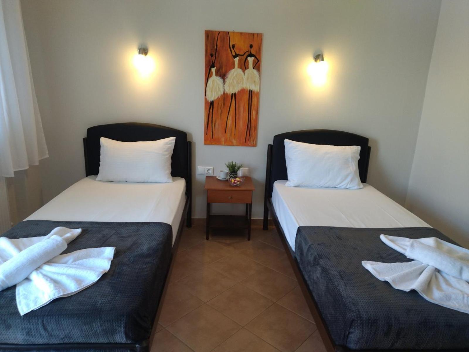 Athanasia Inn Vrasná Buitenkant foto