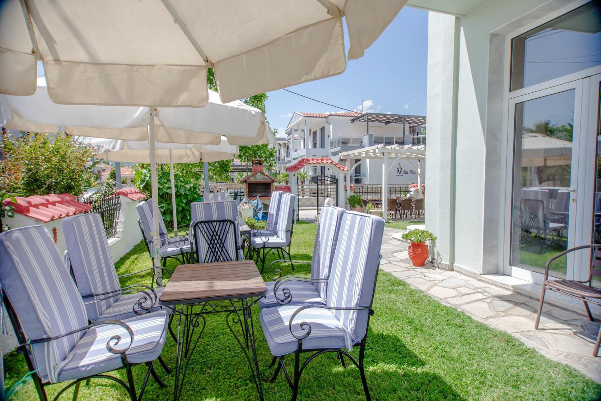 Athanasia Inn Vrasná Buitenkant foto